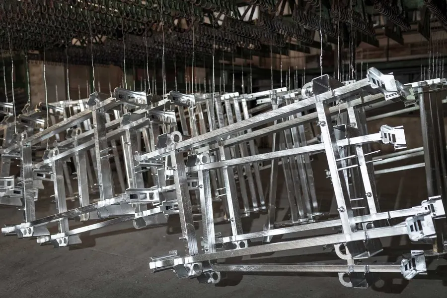 Hot dip galvanized steel fence fittings